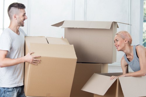 Flexible man and van moving service in Brompton