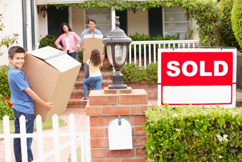 Domestic and commercial removal truck hire options in Brompton